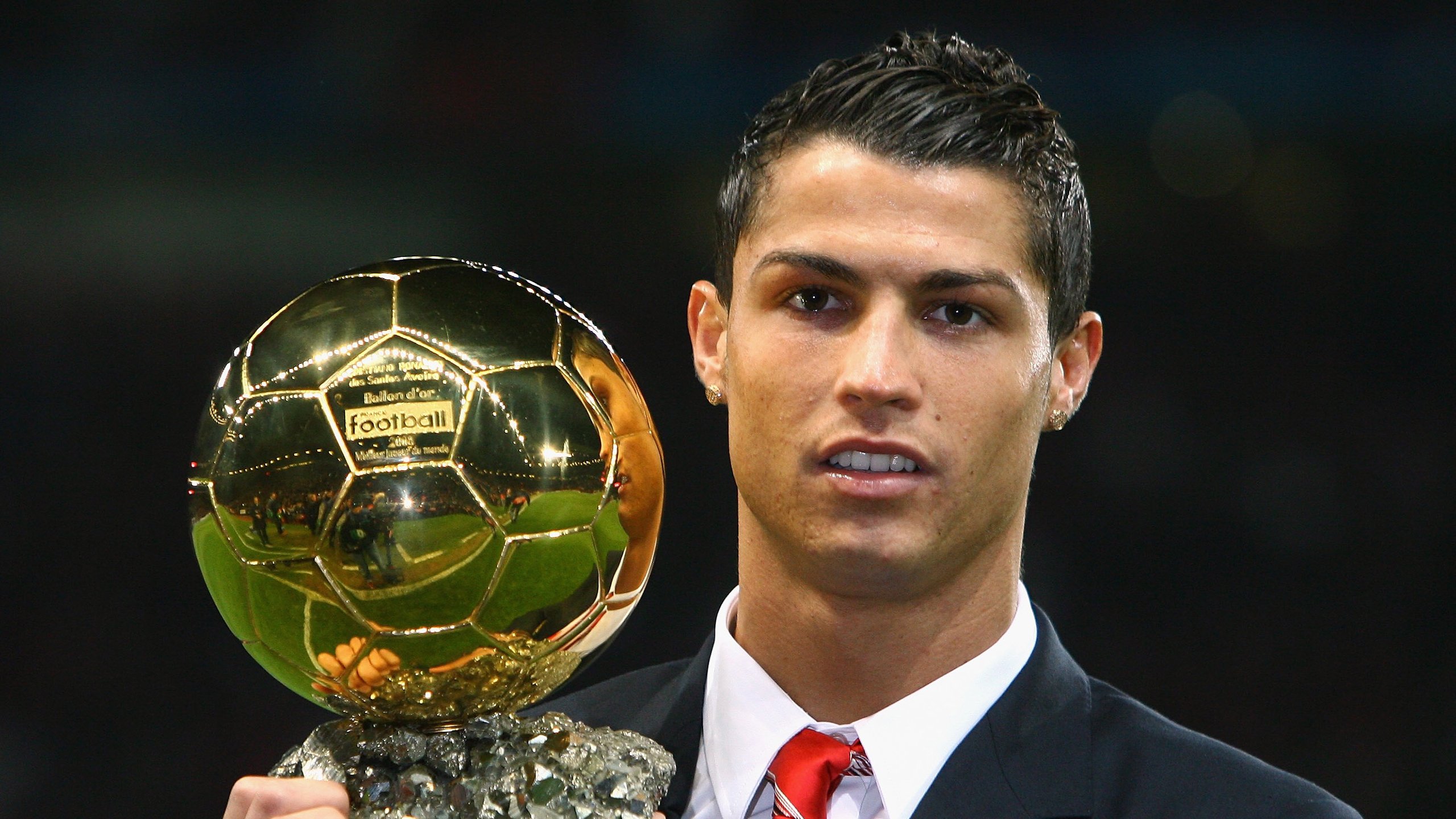 英超争冠焦点战,曼城如何用马竞式战术赢得终极胜利